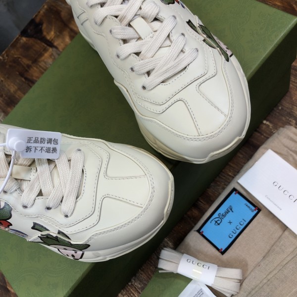GUCCI Rhyton GUCCI Strawberry Sneakers