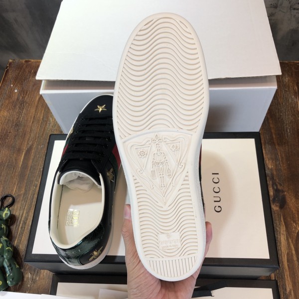 Gucci Ace embroidered Bees and Stars