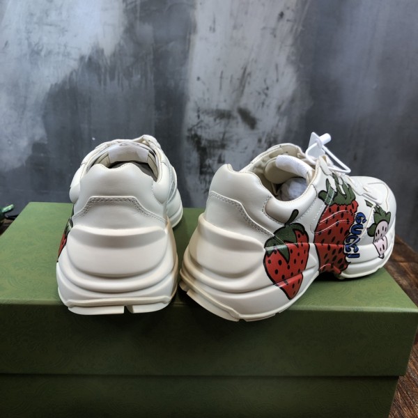 GUCCI Rhyton GUCCI Strawberry Sneakers