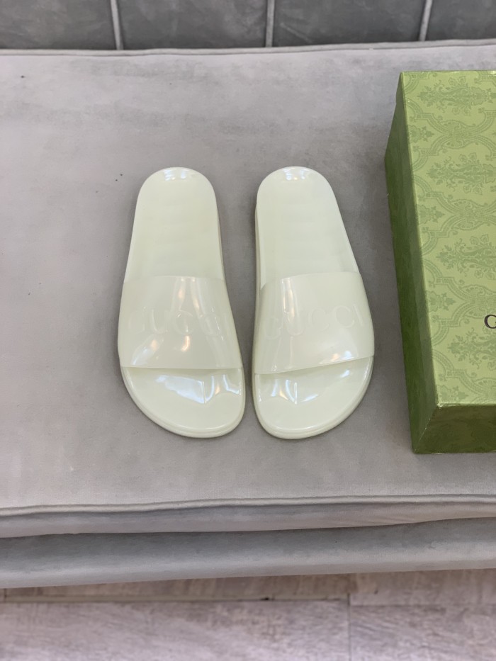 Gucci Slide 'Transparent - Glow In The Dark'