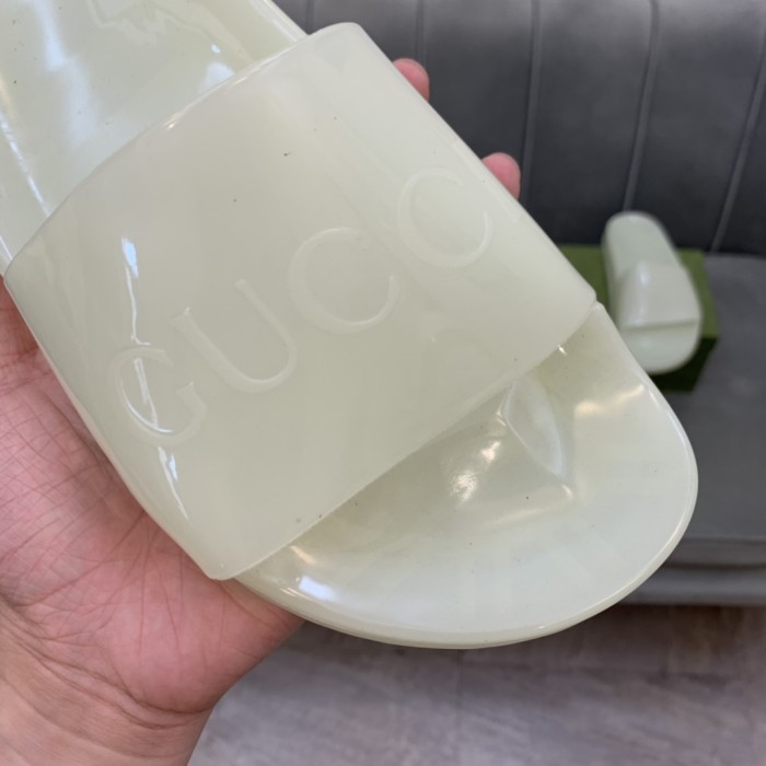 Gucci Slide 'Transparent - Glow In The Dark'