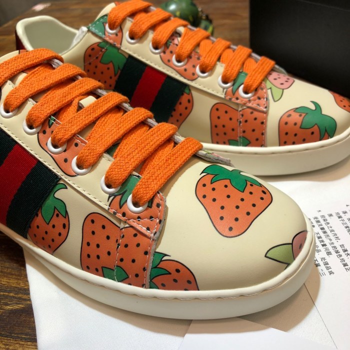 Gucci Ace Strawberry (W)