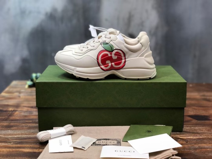 GUCCI Rhyton Sneakers