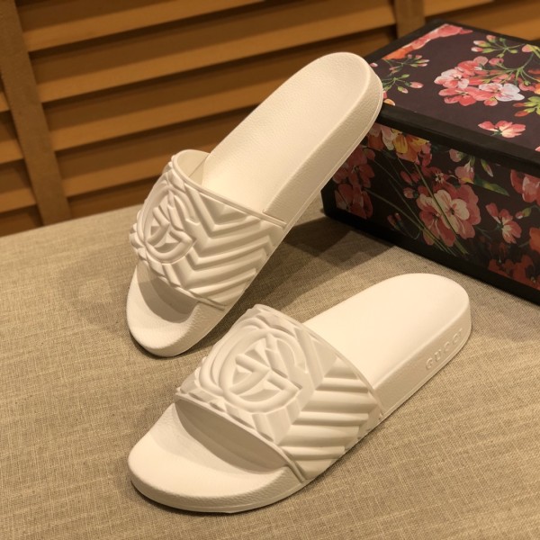 Gucci Matelasse Slide White