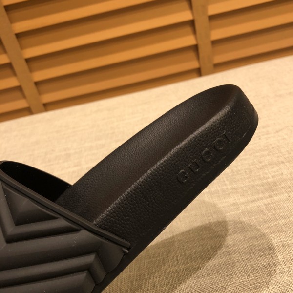 Gucci Quilted Slide 'Black'