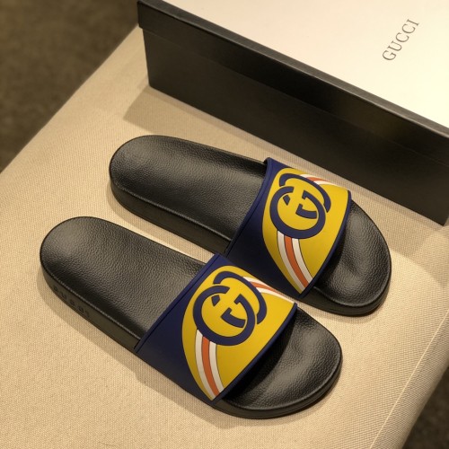 GUCCI Pursuit Logo Slides 'Gold Navy'
