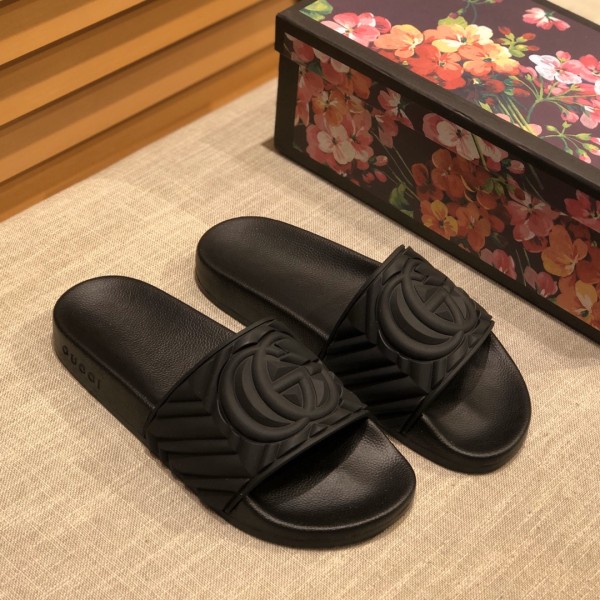 Gucci Quilted Slide 'Black'