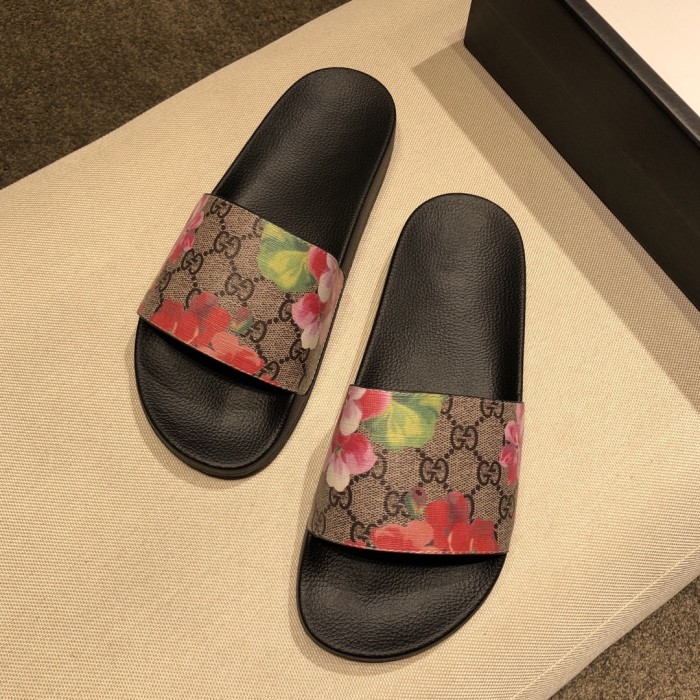 Gucci Wmns Gg Supreme Slide 'Blooms'