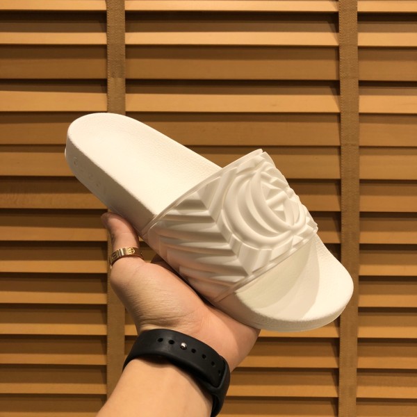 Gucci Matelasse Slide White