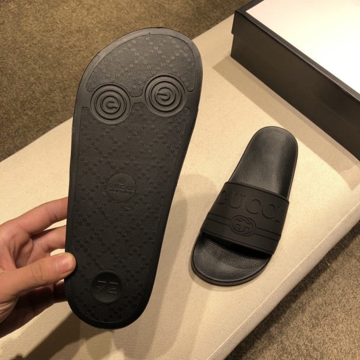 GUCCI Rubber Slides Black