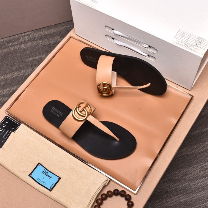 GUCCI GG Marmont Flip Flops Women's Brown