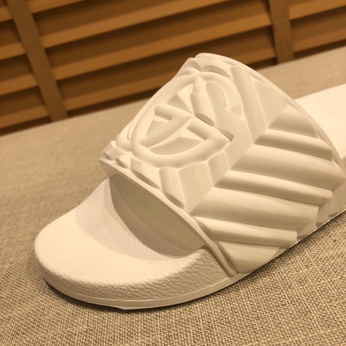 Gucci Matelasse Slide White