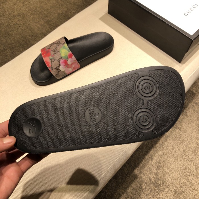 Gucci Wmns Gg Supreme Slide 'Blooms'