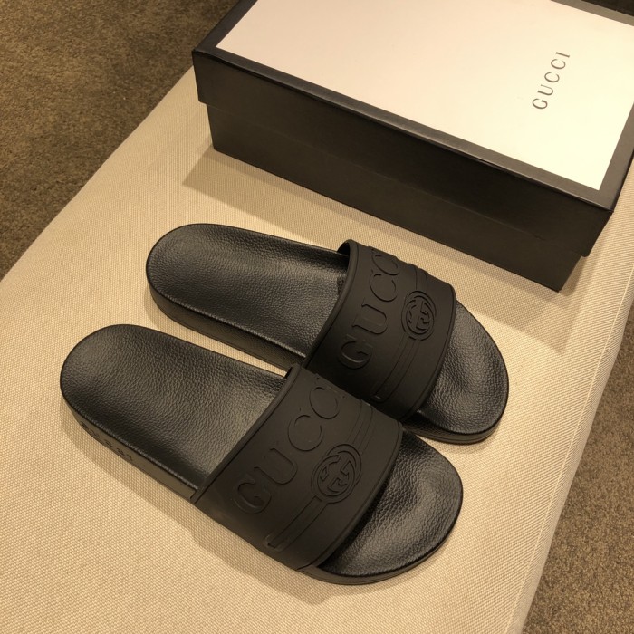 GUCCI Rubber Slides Black