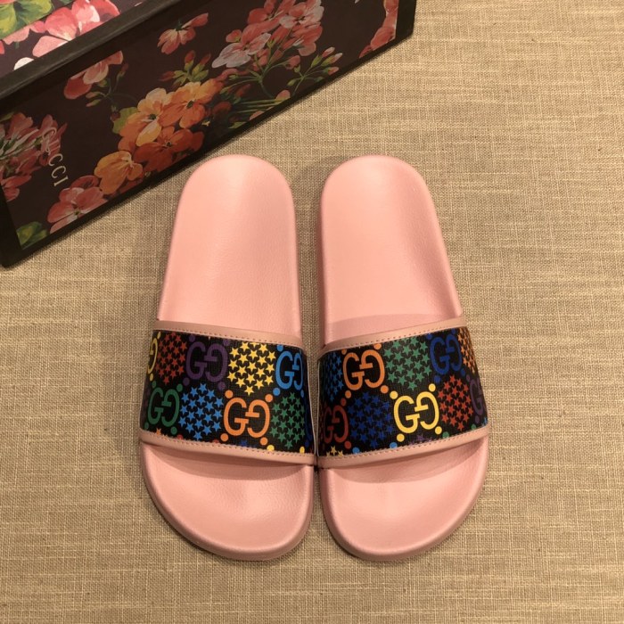 Gucci Wmns Slide 'Psychedelic - Pink'