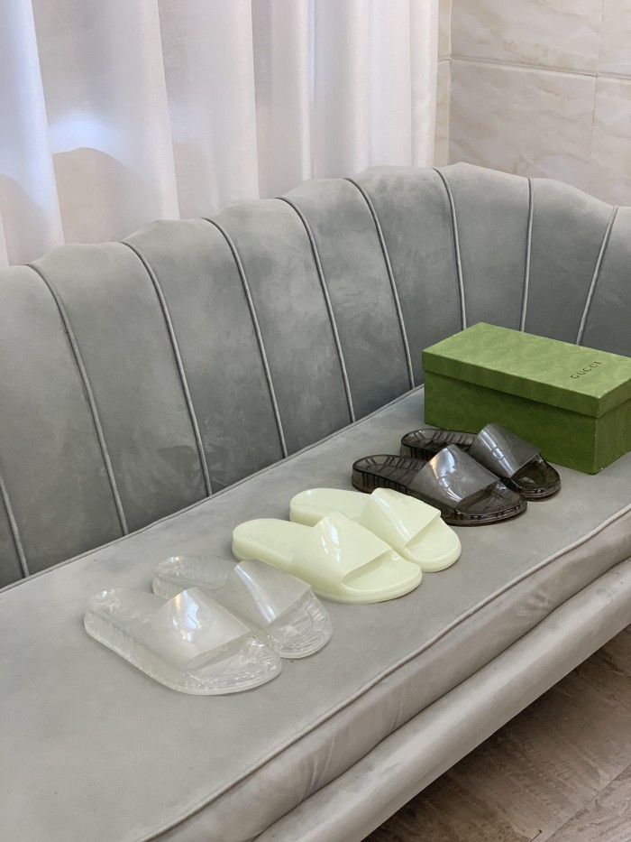 Gucci Persuit Rubber Slide 'Transparent'