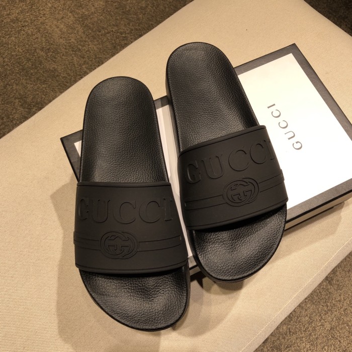 GUCCI Rubber Slides Black