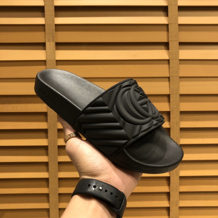 Gucci Quilted Slide 'Black'