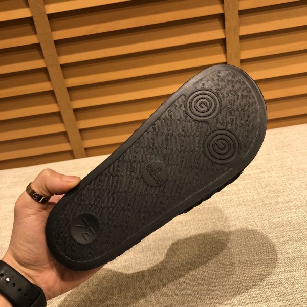 Gucci Quilted Slide 'Black'