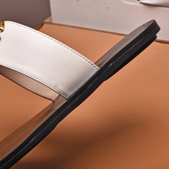 GUCCI Double G Plaque Leather Sandals