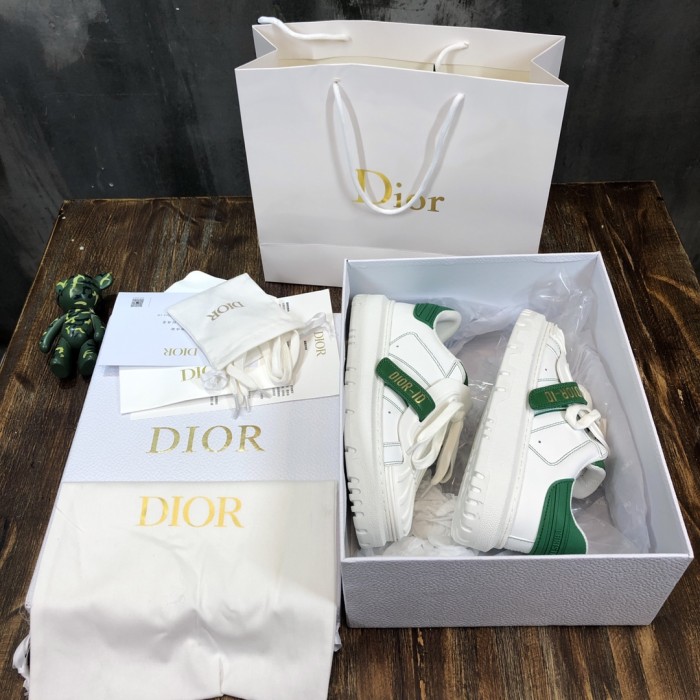 DIOR ID Cow Leather Low top Stylish Skateboarding Shoes Women's White Green