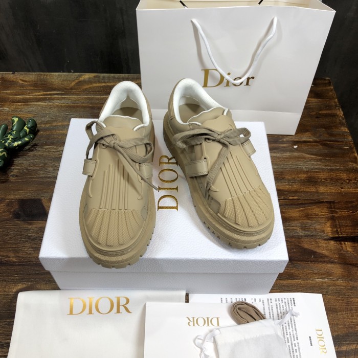 DIOR ID Cow Leather Low top Stylish Skateboarding Shoes Women's Beige