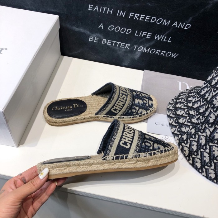 DIOR Granville Closed Toe Slippers Women's Dark Blue