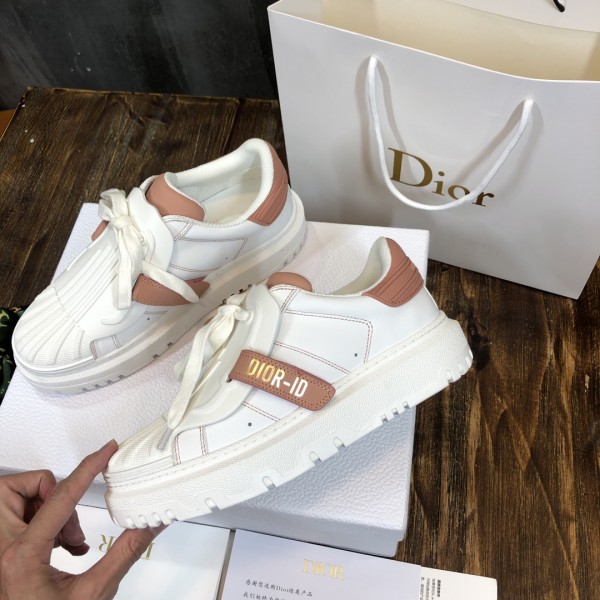 DIOR ID Shell Shoes Cow Leather Low top Stylish Skateboarding Shoes Women's Milk Tea