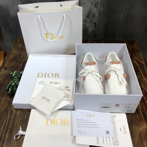 DIOR ID Shell Shoes Cow Leather Low top Stylish Skateboarding Shoes Women's Milk Tea