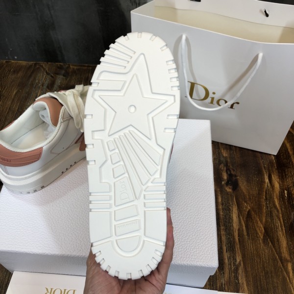 DIOR ID Shell Shoes Cow Leather Low top Stylish Skateboarding Shoes Women's Milk Tea