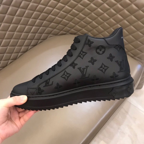 Louis Vuitton High Top sneaker 6