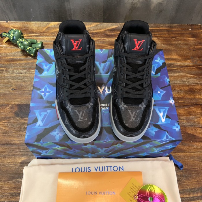Louis Vuitton Trainer Eclipse