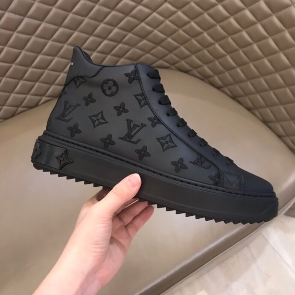 Louis Vuitton High Top sneaker 6