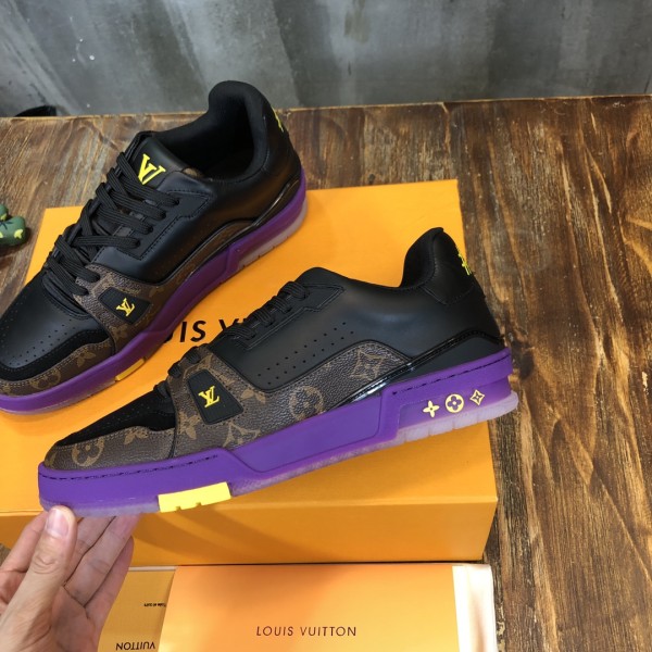 Louis Vuitton Trainer Monogram Purple