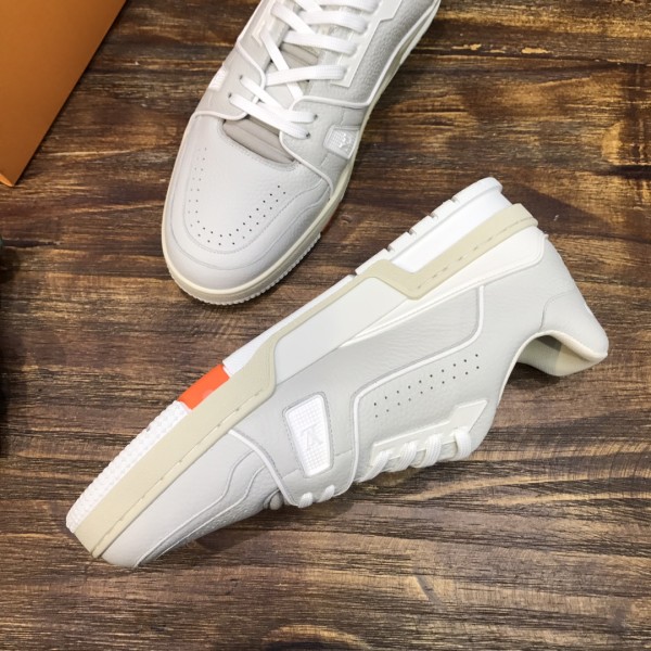 Louis Vuitton Trainer Low Top Grey