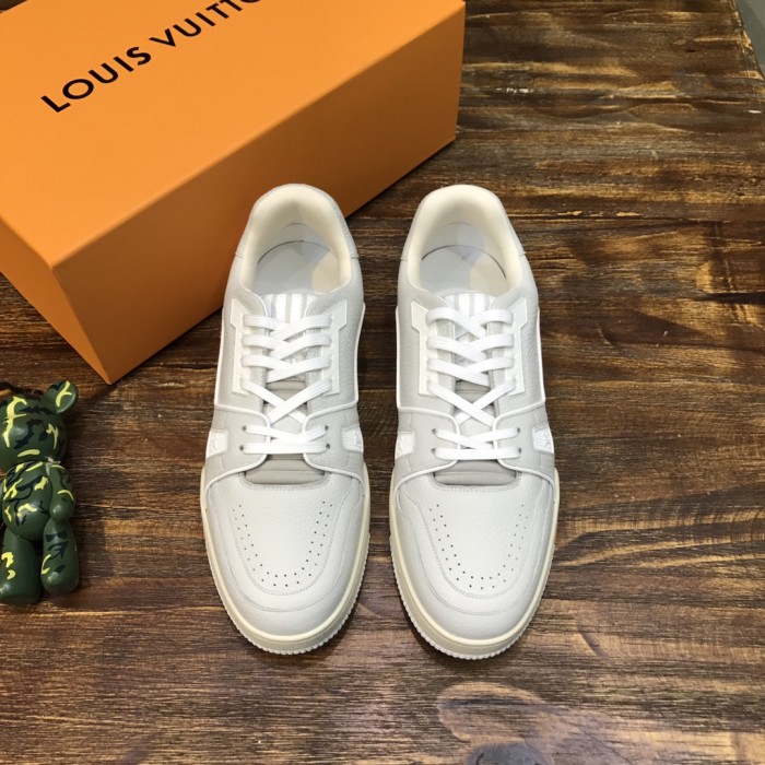 Louis Vuitton Trainer Low Top Grey