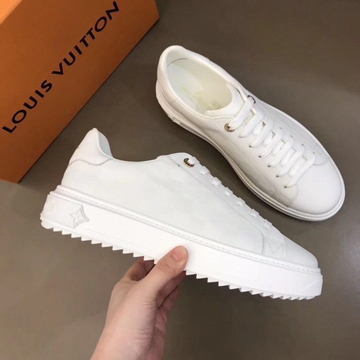 LOUIS VUITTON Time Out Sneakers white