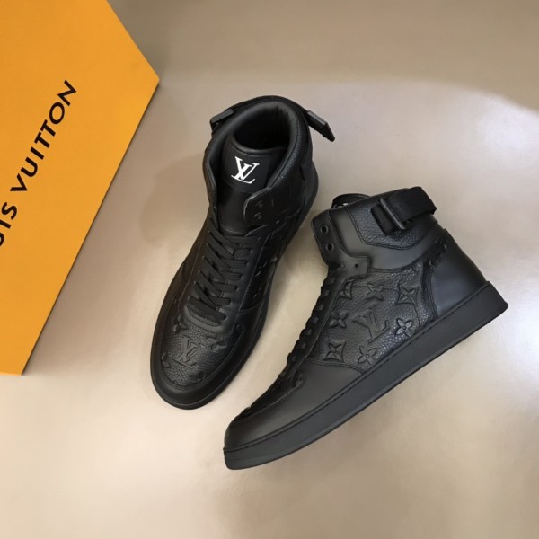 LOUIS VUITTON Rivoli Grain Embossed High-Top Fashion Sneakers for Men, Black
