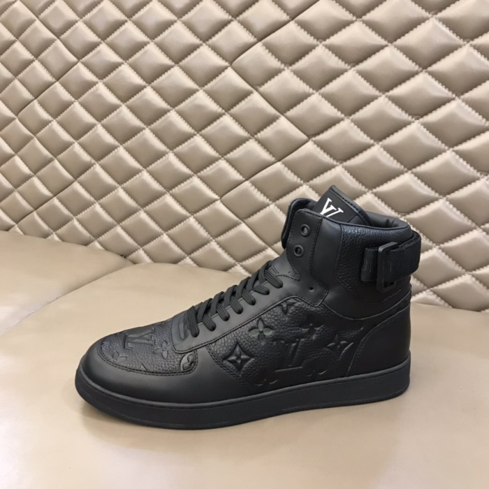 LOUIS VUITTON Rivoli Grain Embossed High-Top Fashion Sneakers for Men, Black