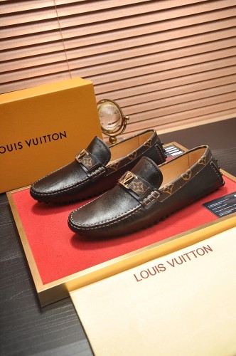 LOUIS VUITTON Hockenheim Top Grain Cow Leather Moccasin Shoes Casual Shoes Men's Mocha