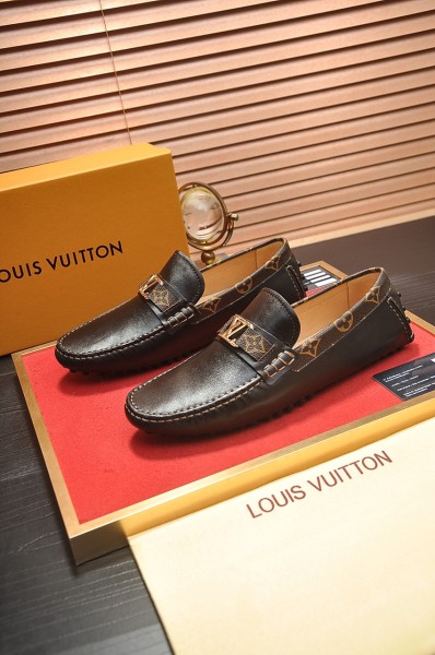 LOUIS VUITTON Hockenheim Top Grain Cow Leather Moccasin Shoes Casual Shoes Men's Mocha