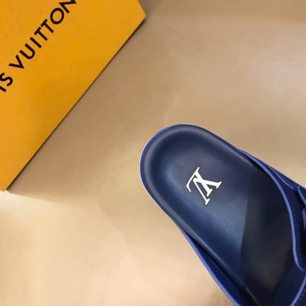 LOUIS VUITTON Trainer Mule Blue