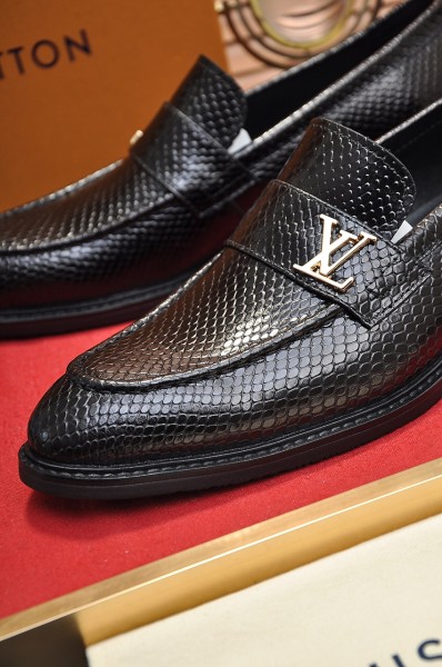 LOUIS VUITTON Saint Germain Men's Casual Shoes Men Low-Top Black