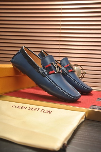 LOUIS VUITTON Monte Carlo Taïga Top Grain Cow Leather Casual Shoes Men's Dark Blue
