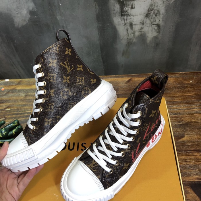 LOUIS VUITTON Squad Comfortable High top Casual Shoes Women's Brown