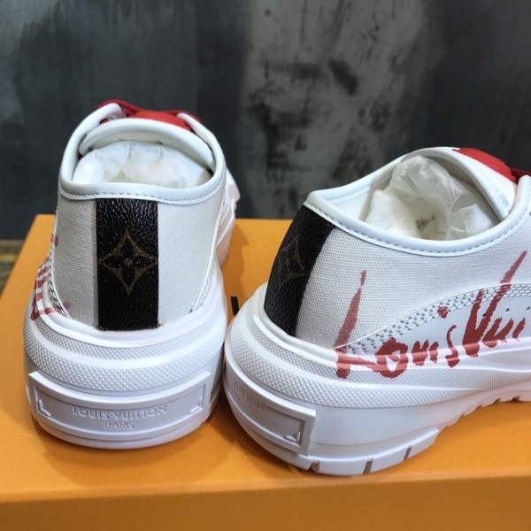 LOUIS VUITTON Squad Low top Stylish Skateboarding Shoes Women's White Red
