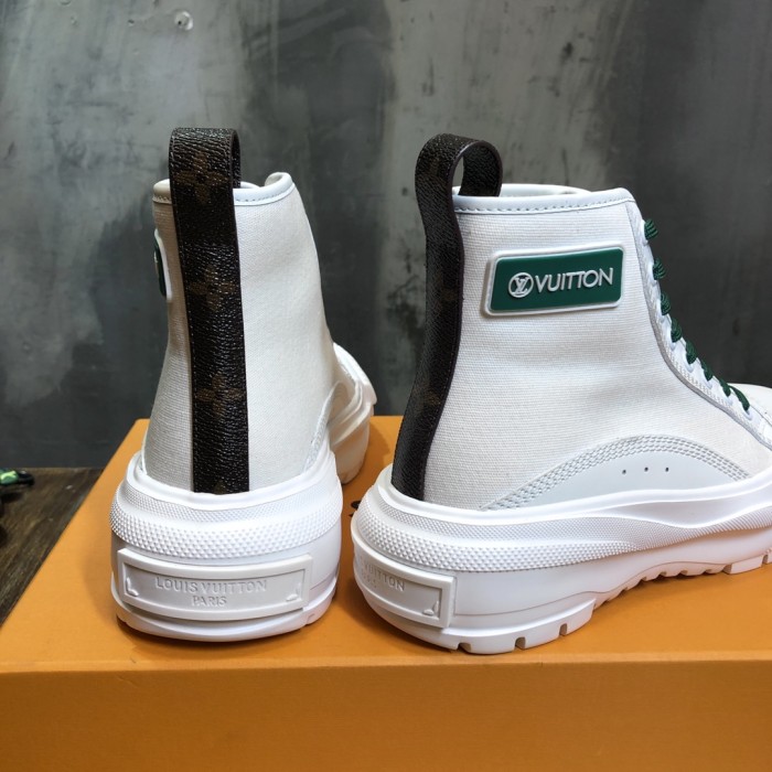 LOUIS VUITTON Square Suede Ankle Boots 'White Green' Women's