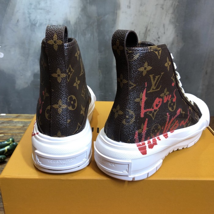 LOUIS VUITTON Squad Comfortable High top Casual Shoes Women's Brown