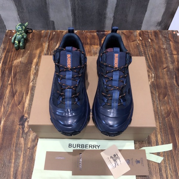 Burberry Arthur Split Suede Low top Athletic Shoes Marine Blue
