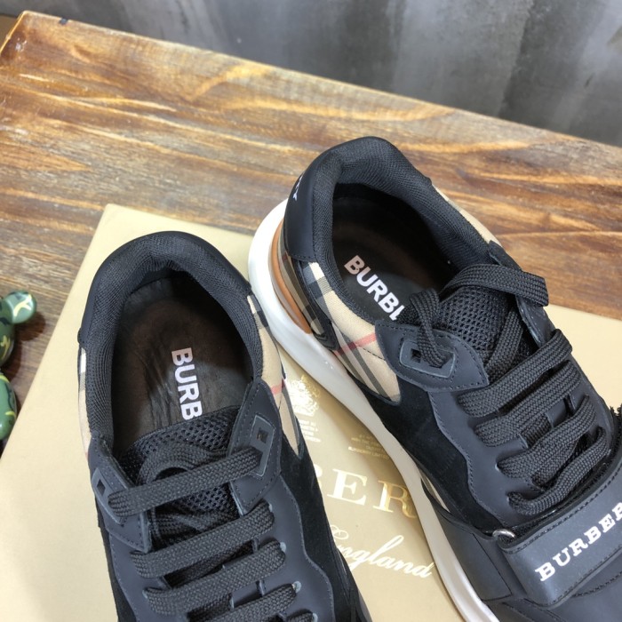 Burberry Vintage Sneaker 8
